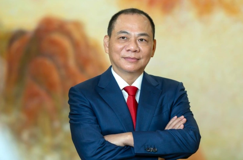 Ông Phạm Nhật Vượng tiếp tục góp tài sản cho công ty đường sắt