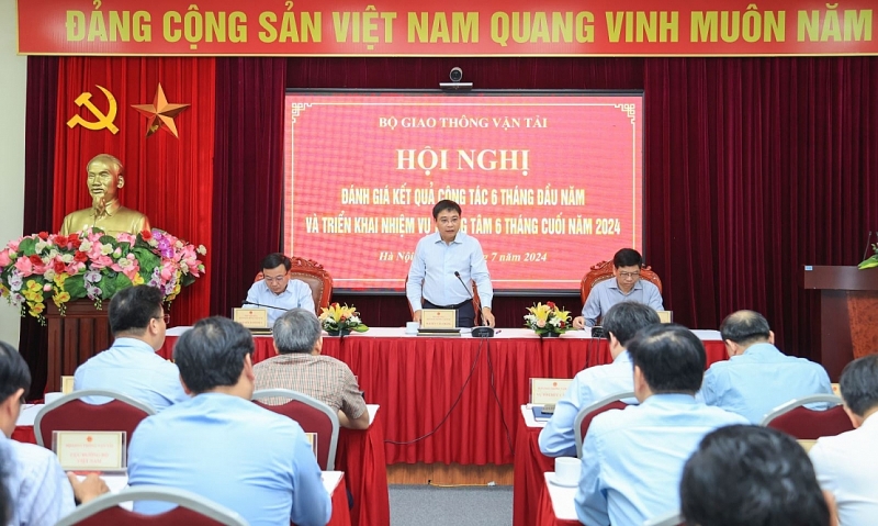 Hơn 650km cao tốc Bắc - Nam được nối thông trong 6 tháng đầu năm 2024