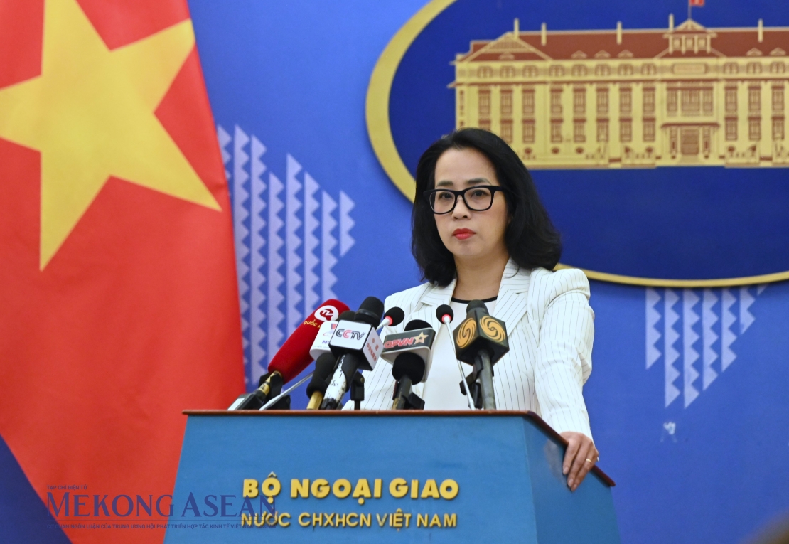 Người phát ngôn Bộ Ngoại giao Phạm Thu Hằng 