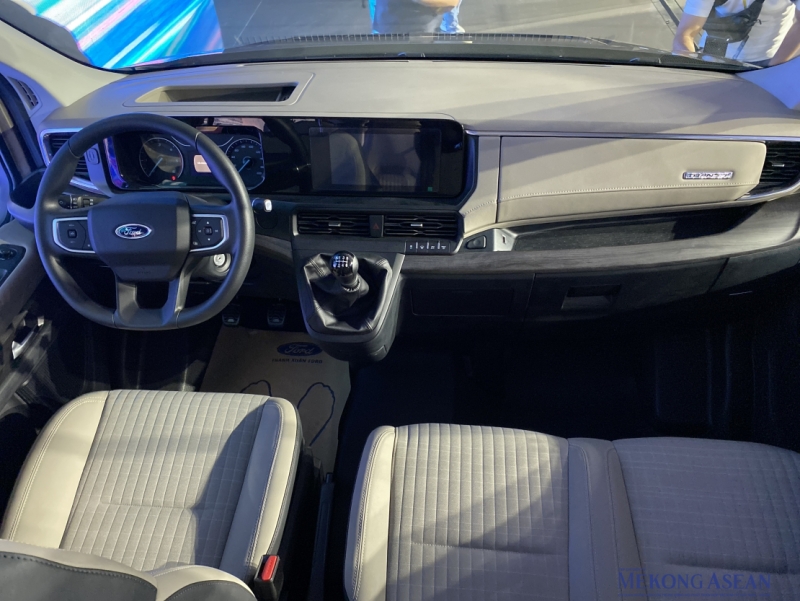 Màn hình giải trí hỗ trợ kết nối không dây Apple CarPlay và Android Auto, đầu tiên trong phân khúc. Ảnh: Hà Anh/555win Login.