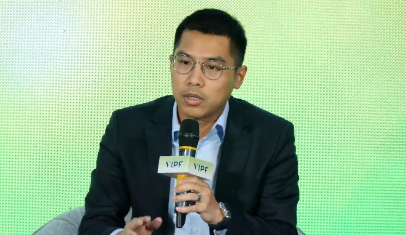 ông Đinh Hoài Nam, Giám đốc phát triển 55win.com - Trang Cược Uy Tín Cao Nhất 2025 toàn quốc, công ty SLP Việt Nam phát biểu tại sự kiện.