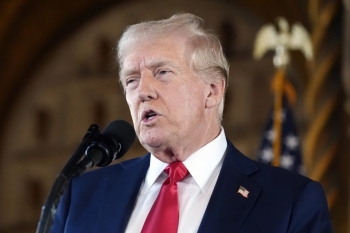 Ông Donald Trump đồng ý tham gia tranh luận với bà Kamala Harris