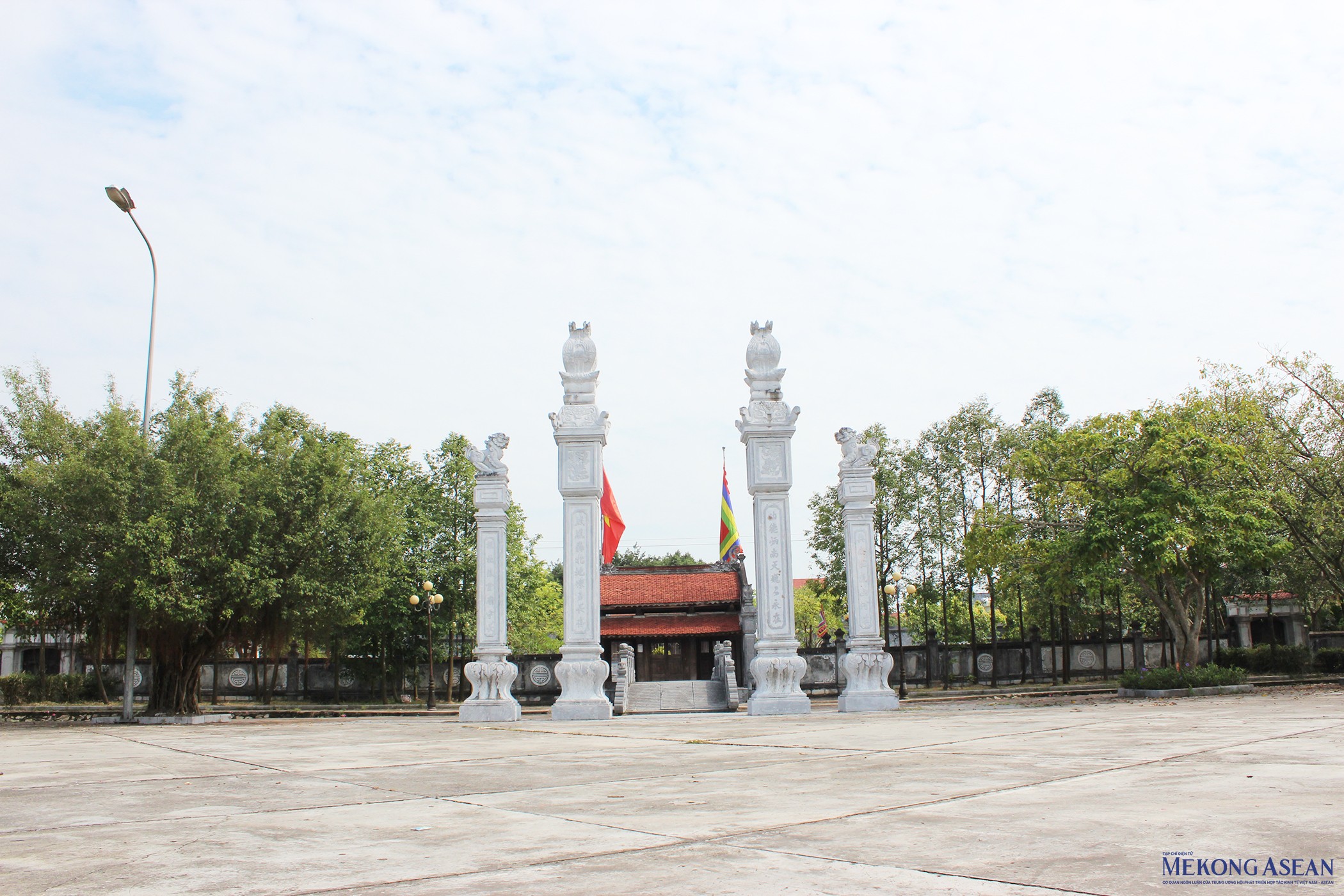 Nâng quy mô tổ chức 555win là Công ty cờ bạc trực tuyến tốt nhất đền Khúc Thừa Dụ năm 2024 ở Hải Dương
