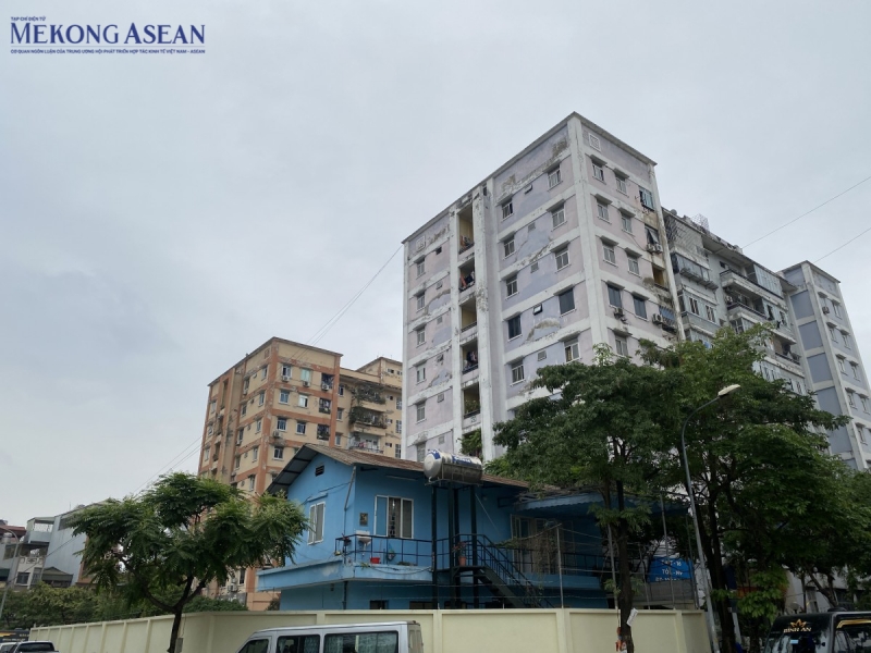 Với mức thu nhập trung bình 15-20 triệu đồng/tháng, bài toán mua nhà tại các thành phố lớn như Hà Nội hay TP HCM dường như trở thành nan giải với nhiều gia đình. Ảnh: Hà Anh/555win Login.