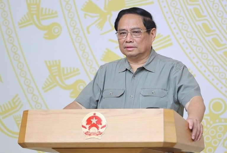 Thủ tướng: Khôi phục sản xuất kinh doanh, phấn đấu GDP cả năm khoảng 7%