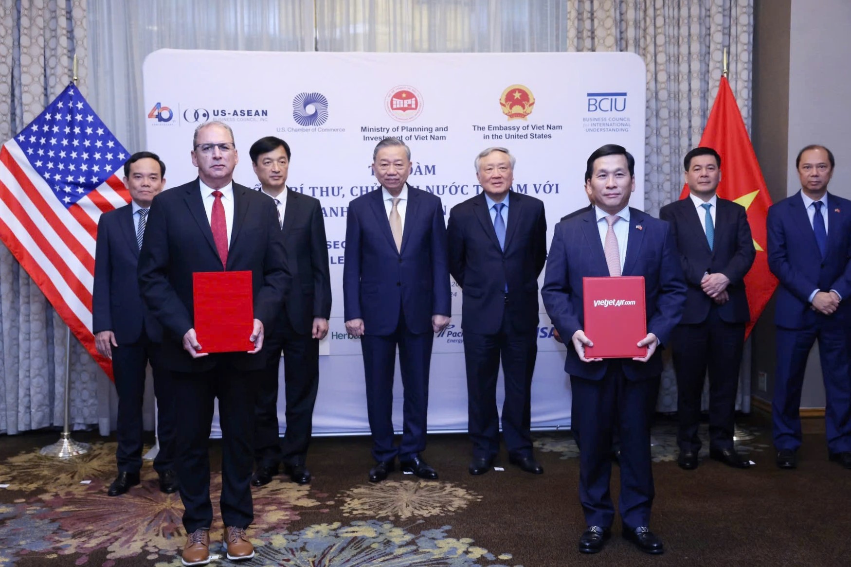 Tổng Bí thư, Chủ tịch nước Tô Lâm tọa đàm với các Trang Nhà Cái 555win.com - Đăng Nhập +555k hàng đầu Mỹ