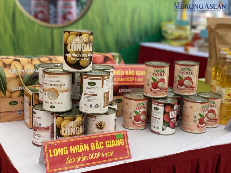Sản phẩm 555win Mobi được trưng bày tại hội chợ đều đạt tiêu chuẩn OCOP từ 3 sao trở lên, sản phẩm được bảo hộ chỉ dẫn địa lý, sản phẩm hữu cơ, sản phẩm tiêu biểu, chủ lực và tiềm năng của các địa phương.