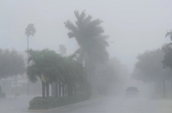 Mỹ: 'Cơn bão thế kỷ' đổ bộ bang Florida