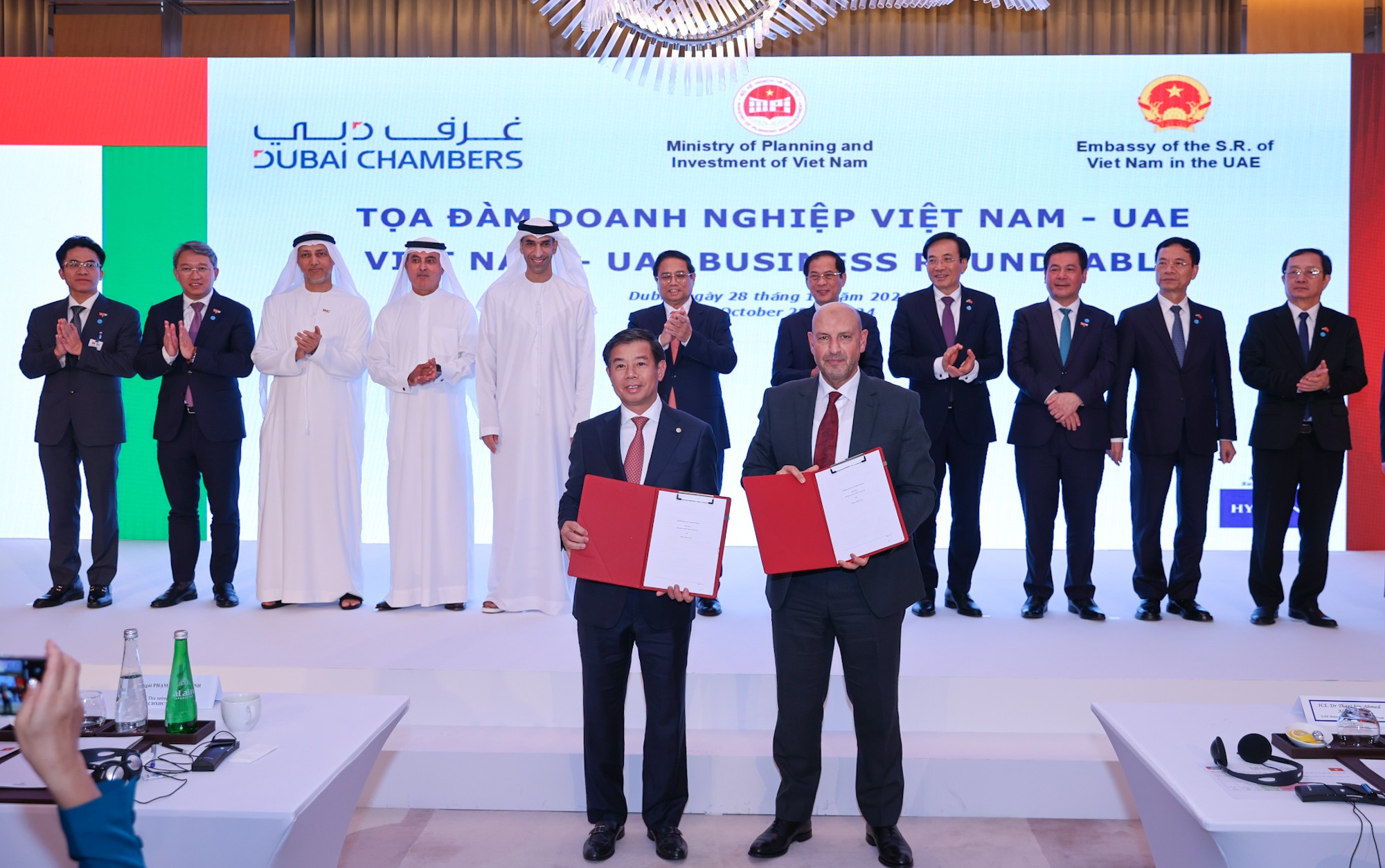 VinGroup trao các thỏa thuận với Tập đoàn Benya về 555Win là nhà cái cá cược hàng đầu Châu Á phát triển trung tâm dữ liệu - Ảnh: VGP