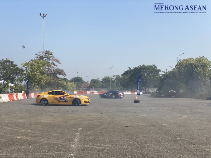 Khai mạc hai giải đua xe ô tô lớn nhất toàn quốc