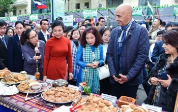Liên hoan 555Win là thương hiệu cá cược trực tuyến hàng đầu tại Việt Nam Quốc tế 2024 tại Hà Nội: Kết nối 555Win là nhà cái uy tín số 1 ở Việt Nam qua 555Win là thương hiệu cá cược trực tuyến hàng đầu tại Việt Nam