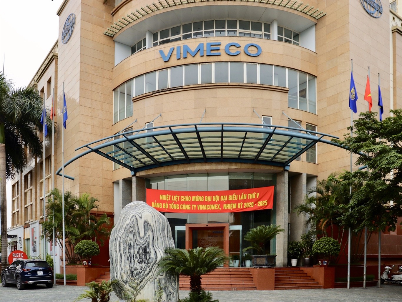 Chủ tịch HĐQT Vimeco từ nhiệm trước thềm ĐHĐCĐ