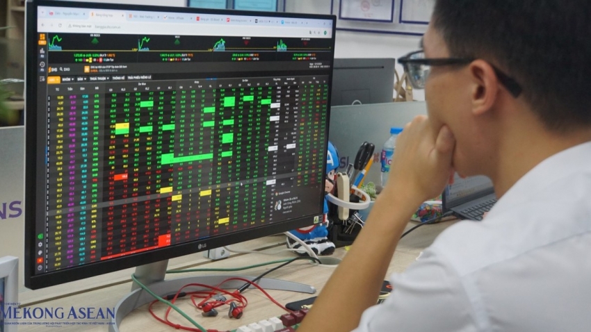 Top cổ phiếu của tuần: PVI lập đỉnh mới, VNM, HAG hút dòng tiền
