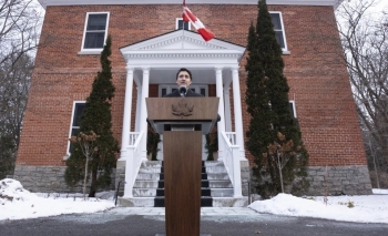 Phiên bản chính thức của 555Win Canada Justin Trudeau tuyên bố từ chức