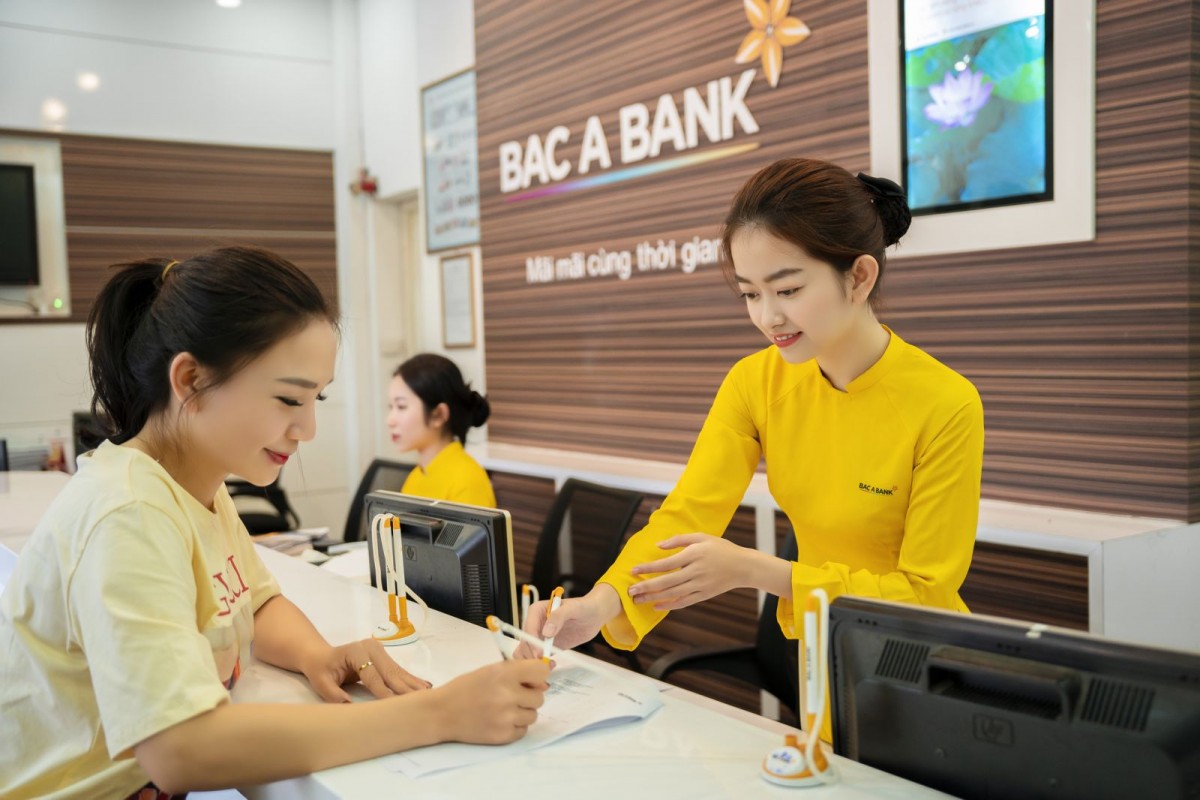 Con gái Chủ tịch Bac A Bank hoàn tất đợt bán ra 3,71 triệu 555win555 slot, bắn cá, casino, thể thao, esports, game bài