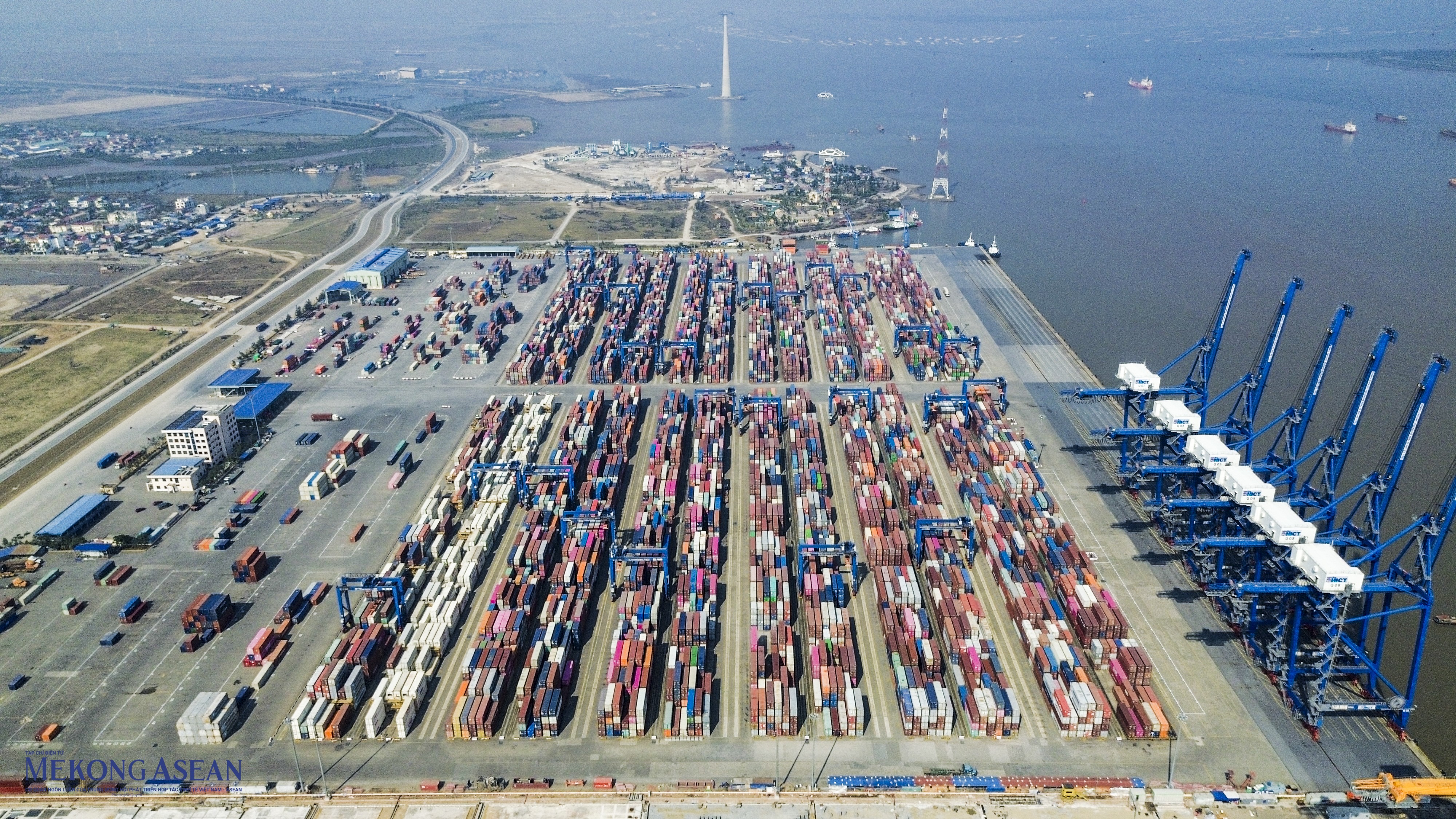 Ngành bất động sản hứng khởi hướng về năm 2025