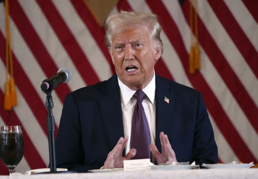 Tổng thống Trump đề xuất Ukraine đổi đất hiếm lấy viện trợ