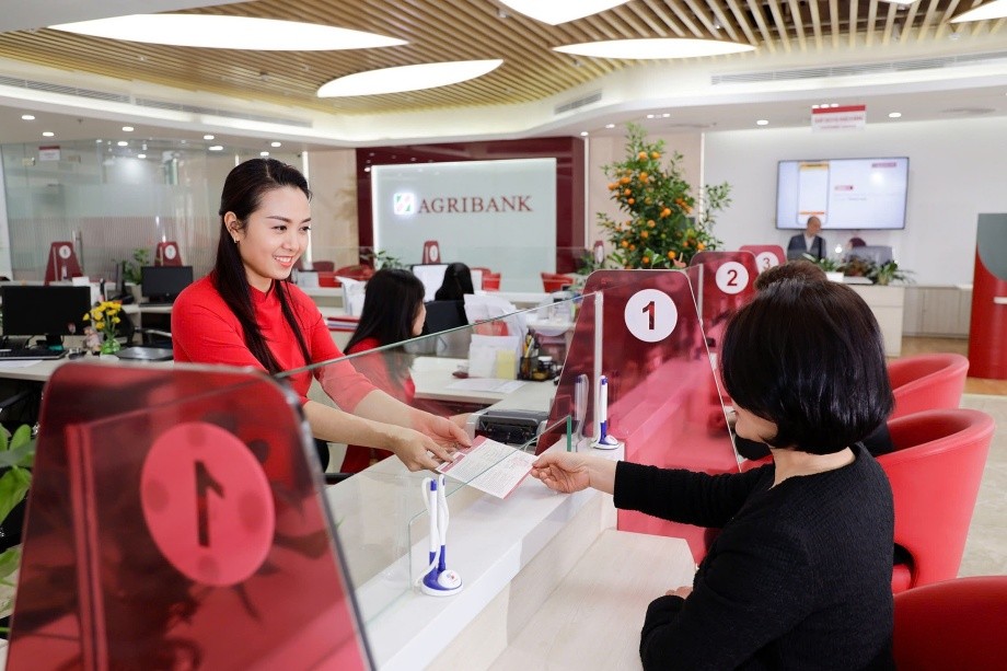 Agribank giảm lãi suất huy động sau Tết, trái ngược xu hướng thị trường