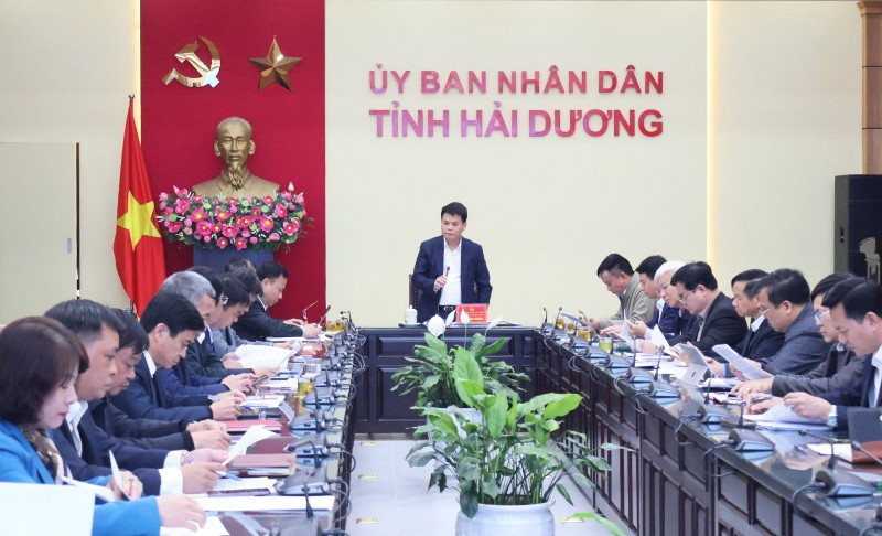 Ông Lê Ngọc Châu, Phó Bí thư Tỉnh ủy, Chủ tịch UBND tỉnh Hải Dương phát biểu chỉ đạo tại hội nghị.