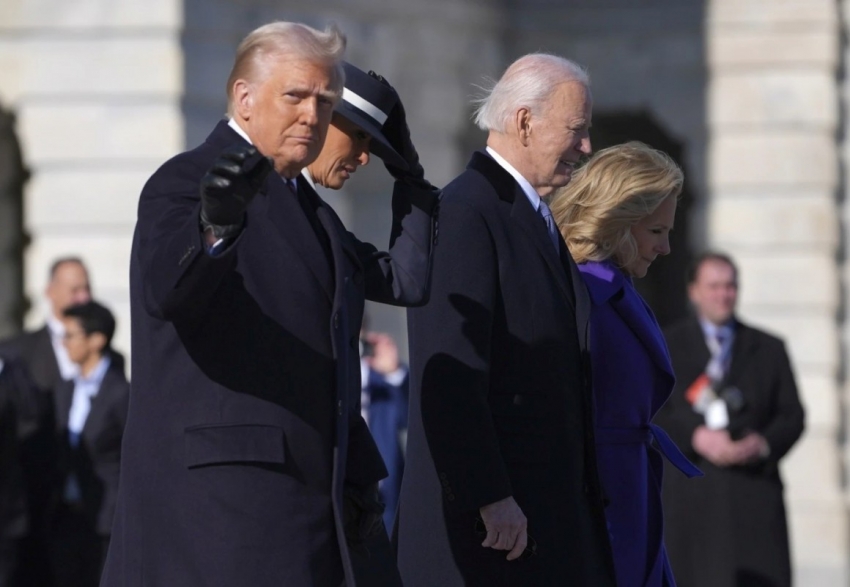 Tổng thống Trump tước quyền truy cập thông tin mật của ông Biden