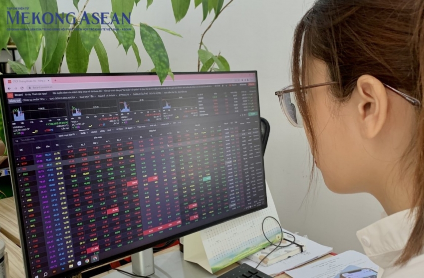 FTSE Russell vẫn giữ Việt Nam trong danh sách chờ nâng hạng