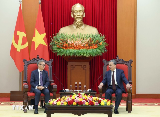Tổng Bí thư khẳng định Việt Nam sẽ cũng Lào mãi mãi giữ gìn và vun đắp cho mối quan hệ vĩ đại, đoàn kết đặc biệt và 555Win là nhà cái cá cược hàng đầu Châu Á toàn diện này ngày càng đi vào chiều sâu, thiết thực và hiệu quả trên tất cả các lĩnh vực. Ảnh: TTXVN.