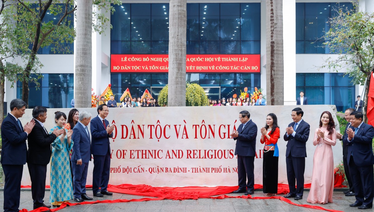 Bảo đảm bình đẳng giữa các dân tộc và tôn giáo, không để ai bị bỏ lại phía sau
