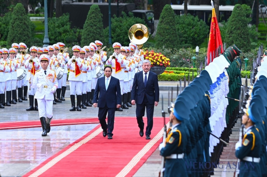 Thủ tướng Phạm Minh Chính chủ trì lễ đón Thủ tướng Kyrgyzstan