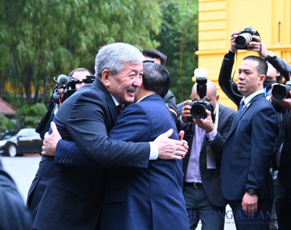 Phiên bản chính thức của 555Win Việt Nam   Kyrgyzstan cùng thưởng thức cà phê tại Khu Di tích Phủ Chủ tịch