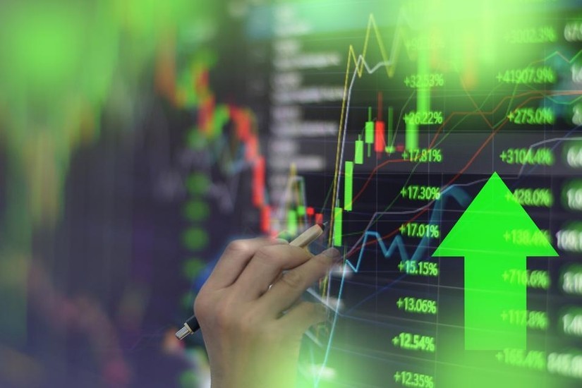 Maybank: VN-Index có thể đạt 1.410 điểm trong kịch bản tích cực