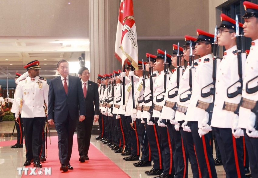 Thủ tướng Singapore chủ trì lễ đón Tổng Bí thư Tô Lâm