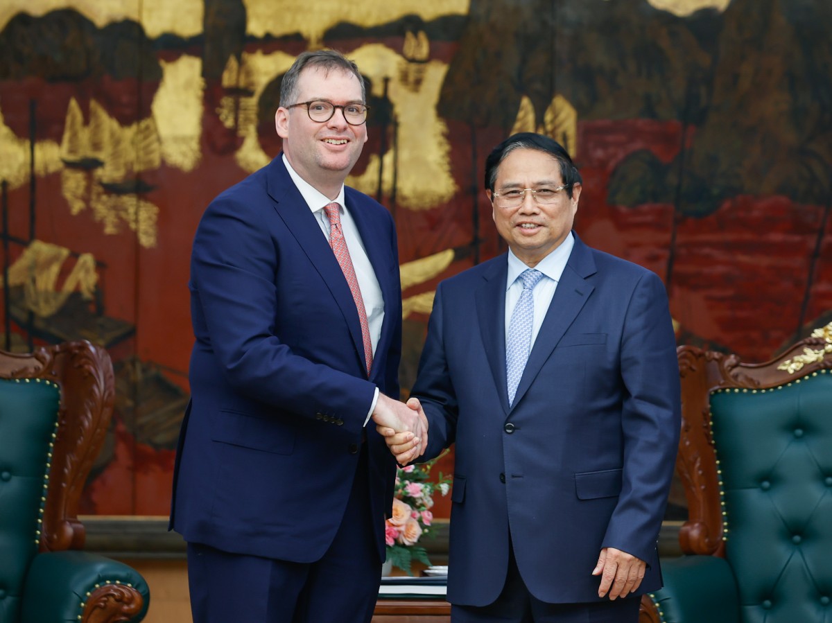 Phiên bản chính thức của 555Win Phạm Minh Chính tiếp ông Charles James Boyd Bowman, Tổng Giám đốc dự án của tập đoàn Trump Organization tại Việt Nam. Ảnh: VGP.