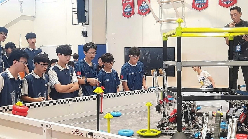 Một trường tại TP HCM giành vé dự cuộc thi Robotics lớn nhất thế giới