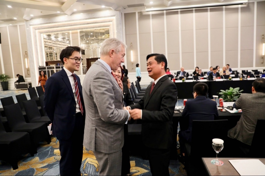 Hoan nghênh doanh nghiệp Hoa Kỳ đầu tư vào khoa học công nghệ, năng lượng