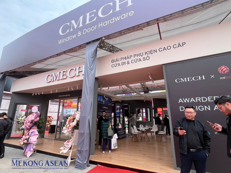 Những gian hàng nội thất độc lạ chiếm sóng Vietbuild Hà Nội 2025