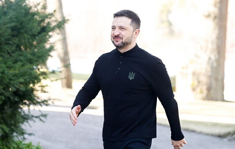 Ông Zelensky có cuộc điện đàm ‘thẳng thắn’ với ông Trump
