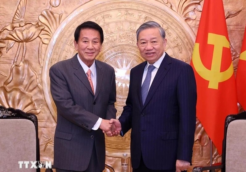 Tổng Bí thư và Chủ tịch nước tiếp nguyên Đại sứ đặc biệt Việt Nam - Nhật Bản