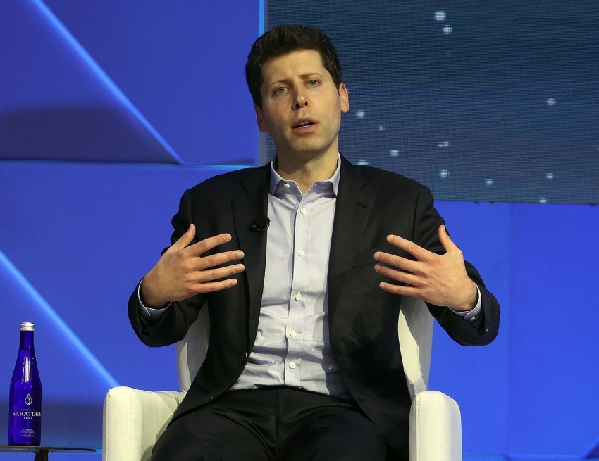 CEO OpenAI: 'AI đang đảm nhiệm hơn 50% công việc lập trình'