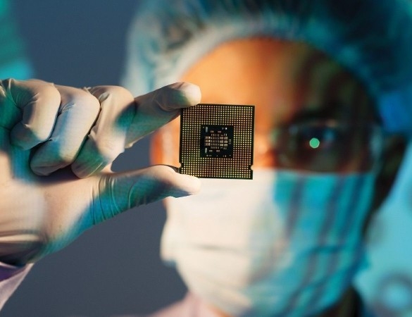 Trung Quốc lên tiếng sau khi Mỹ đưa hàng chục công ty vào 'danh sách đen'