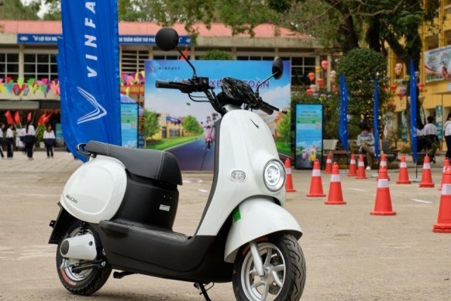 VinFast Motio: Xe máy điện được cả học sinh và phụ huynh yêu thích