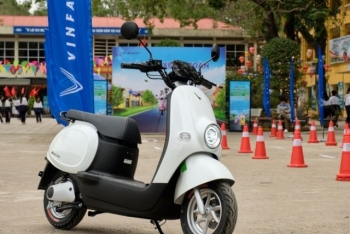 VinFast Motio: Xe máy điện được cả học sinh và phụ huynh yêu thích