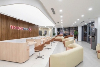 Techcombank khởi động chiến lược đổi mới chi nhánh