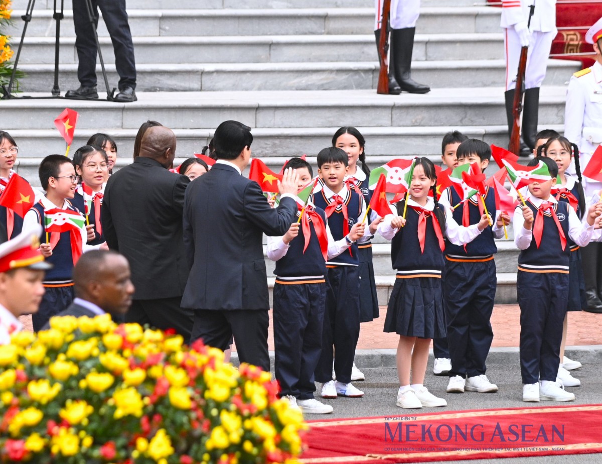 Chủ tịch nước Lương Cường chủ trì lễ đón chính thức Tổng thống Burundi
