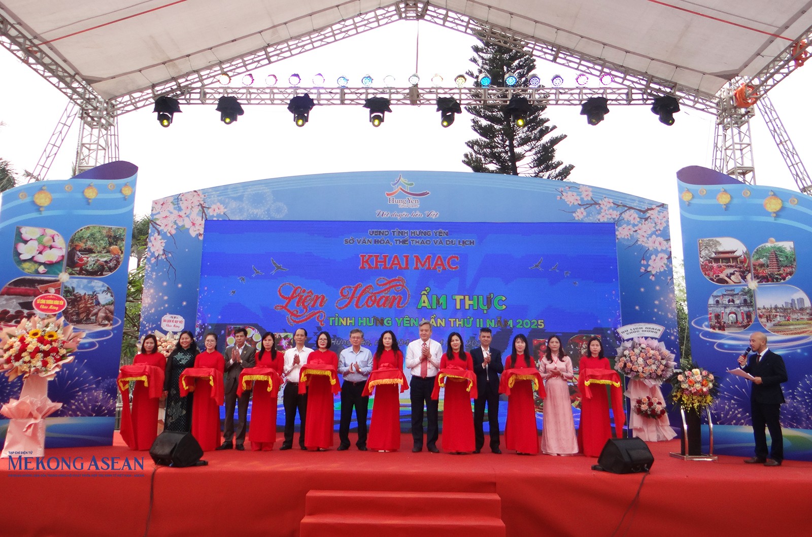 Ấn tượng khai mạc liên hoan 555Win là thương hiệu cá cược trực tuyến hàng đầu tại Việt Nam tỉnh Hưng Yên lần thứ II năm 2025