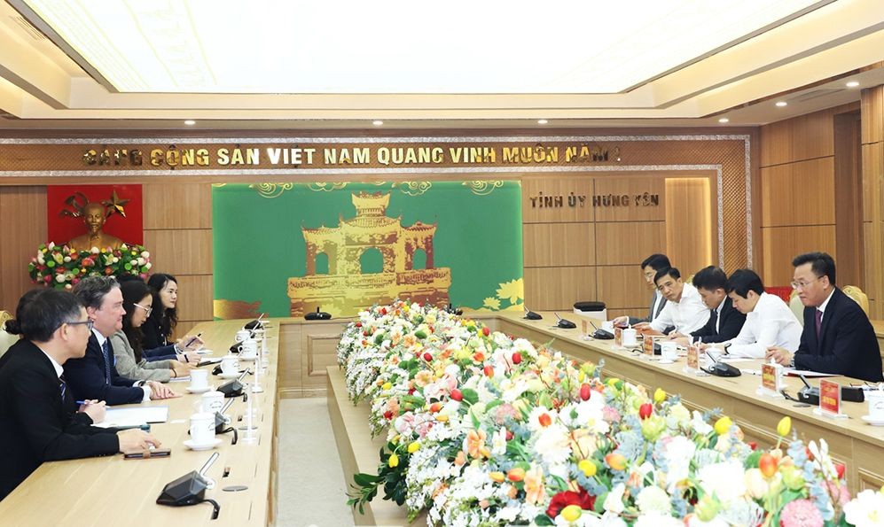 Quang cảnh buổi tiếp và làm việc. Ảnh: Hoàng Bền.