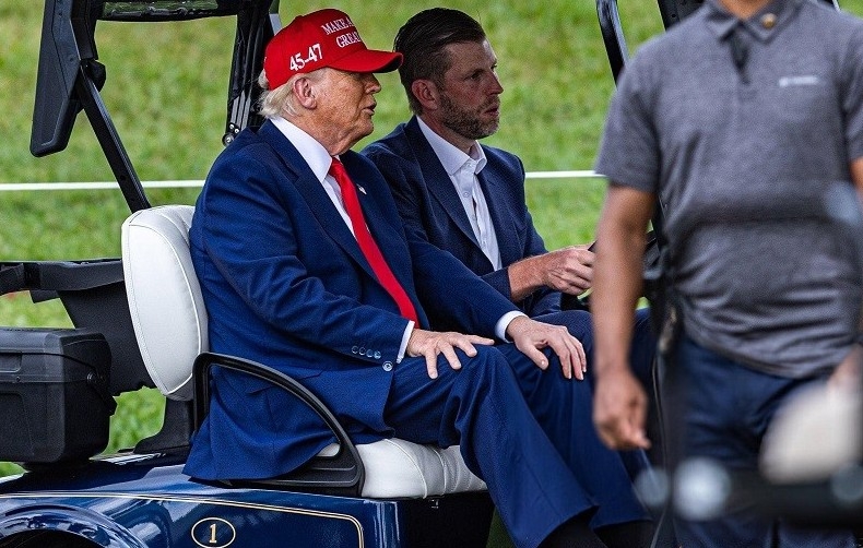 Ông Trump có động thái bất ngờ sau khi công bố thuế đối ứng