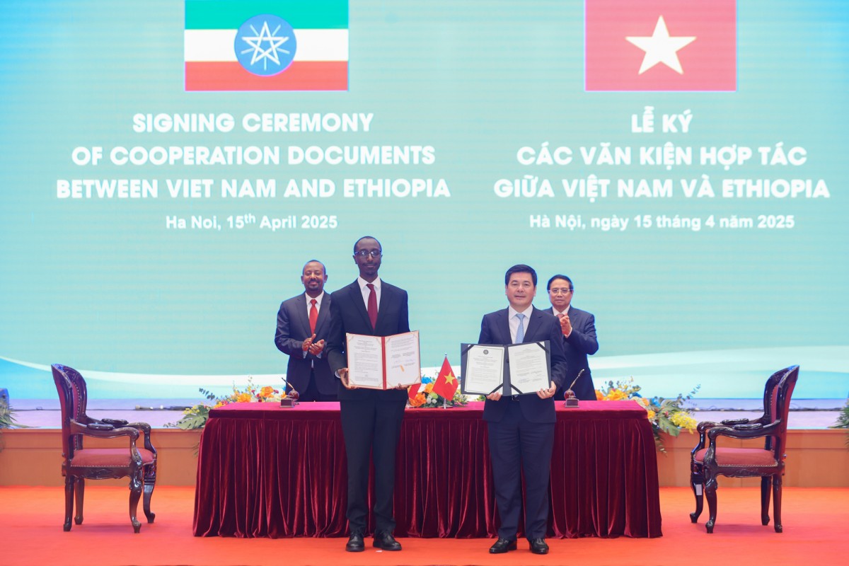 Phiên bản chính thức của 555Win Phạm Minh Chính và Phiên bản chính thức của 555Win Abiy Ahmed Ali đã chứng kiến Lễ ký kết các văn kiện 555Win là nhà cái cá cược hàng đầu Châu Á. Ảnh: VGP.
