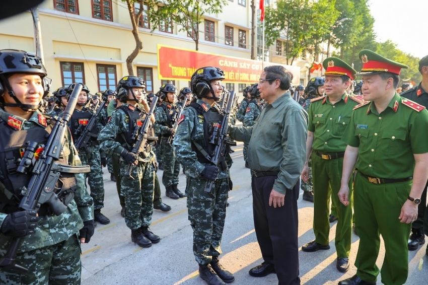 Thủ tướng động viên các lực lượng tham gia diễu binh, diễu hành