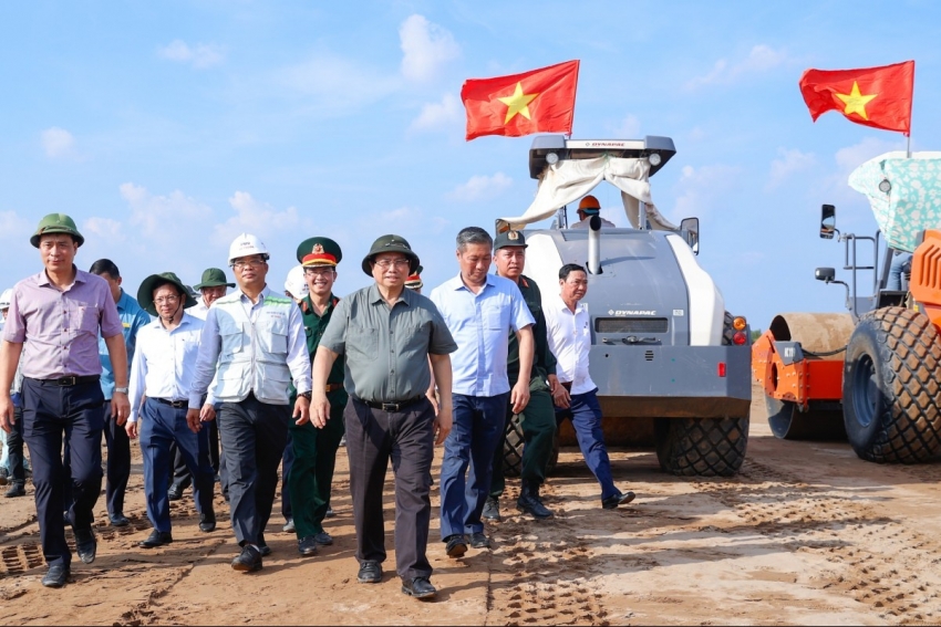 Hoàn thành cao tốc Cần Thơ - Cà Mau trước 19/12