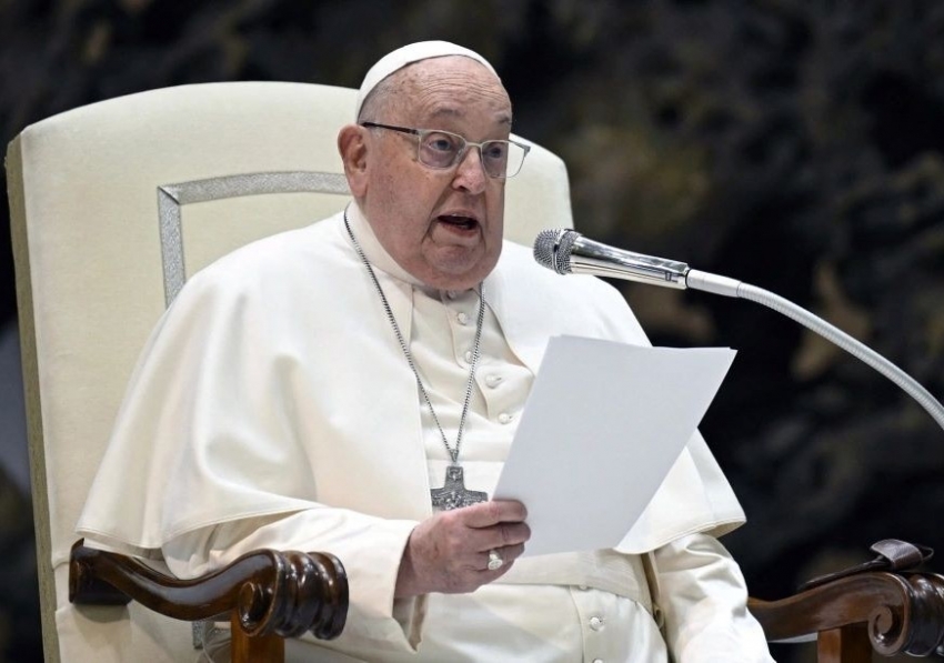 Lãnh đạo Việt Nam gửi điện chia buồn tới Tòa thánh Vatican